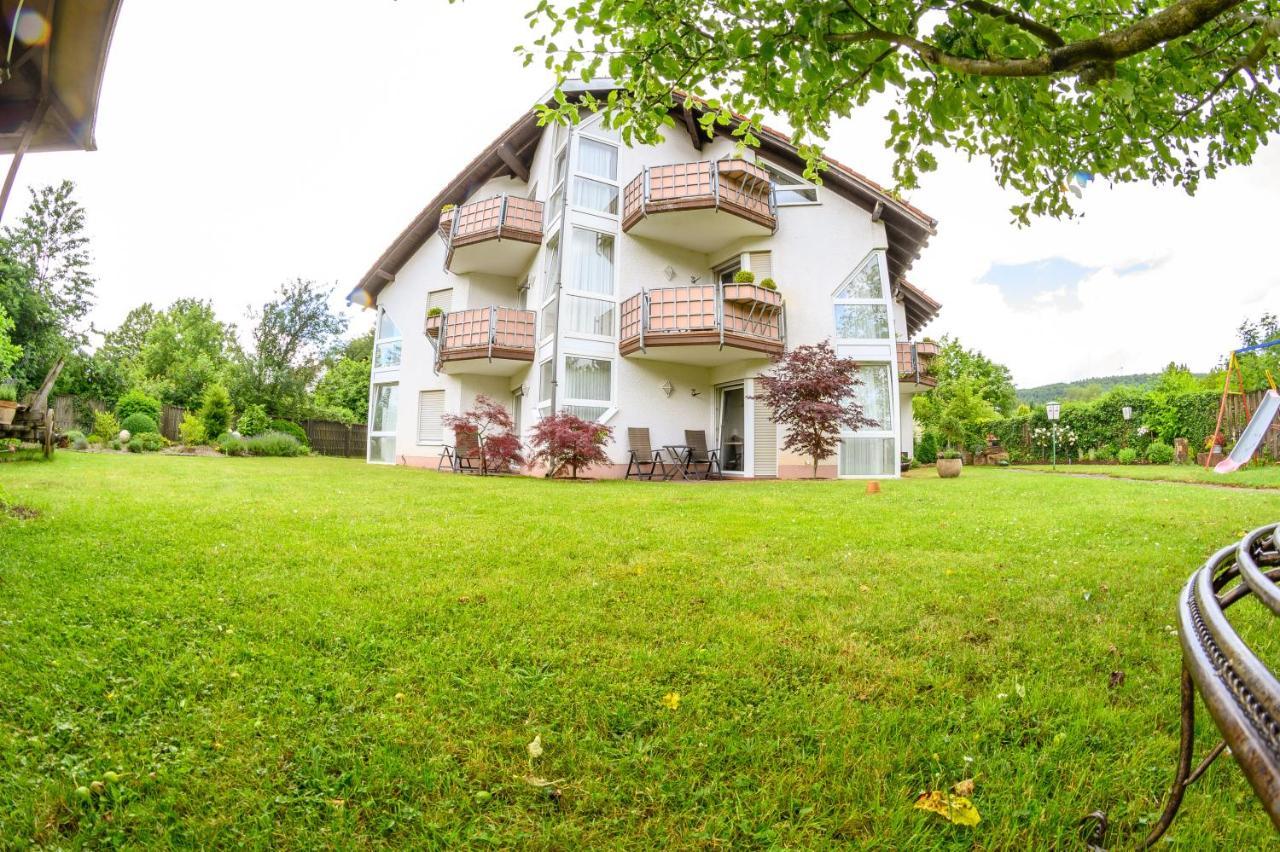 Hotel- Restaurant Zum Schwan Waldfischbach-Burgalben 外观 照片